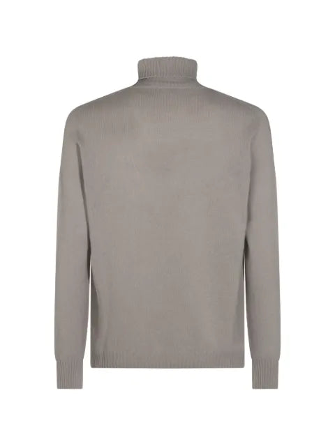 04651 / A TRIP IN A BAG roll-neck sweater