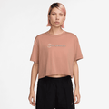 Wmns Nike Sportswear Club Crop Tee