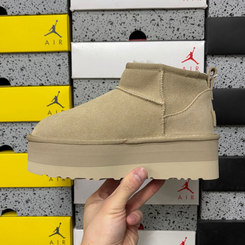 UGG Classic Ultra Mini Platform Boot – Suede Ankle Boot with Shearling Lining, Cross-Strap Lace Closure & Chunky Tonal SugarSole Platform in Sand