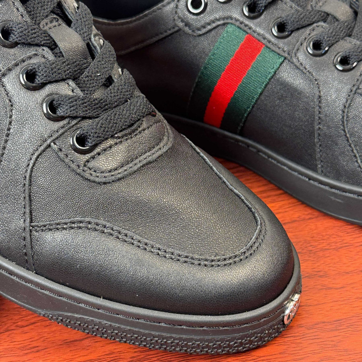 Gucci Men's Green and Red Stripe Sneakers