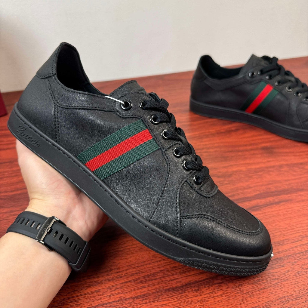 Gucci Men's Green and Red Stripe Sneakers